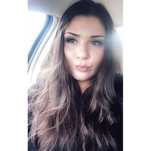 Meet your Posher, Molly